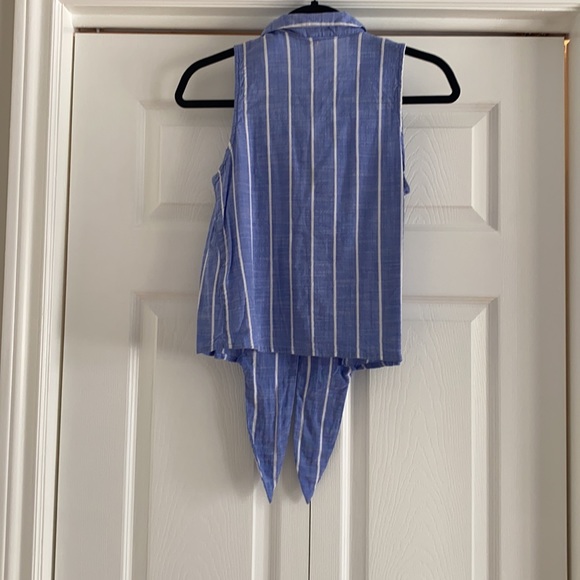 Dynamite Button Down Tie up no sleeve shirt (Size S) - Picture 3 of 3